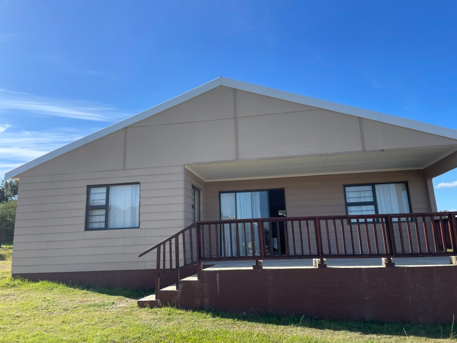 2 Bedroom Property for Sale in Bathurst Eastern Cape